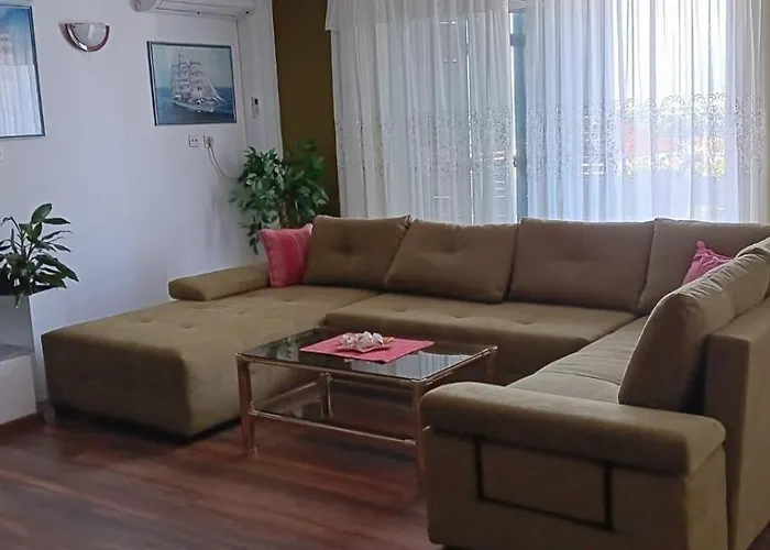 With Parking Space Kali, Ugljan - 11020 Апартаменты *