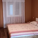 With Parking Space Kali, Ugljan - 11020 شقة
