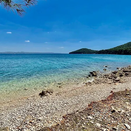 With Parking Space Kali, Ugljan - 11020 칼리