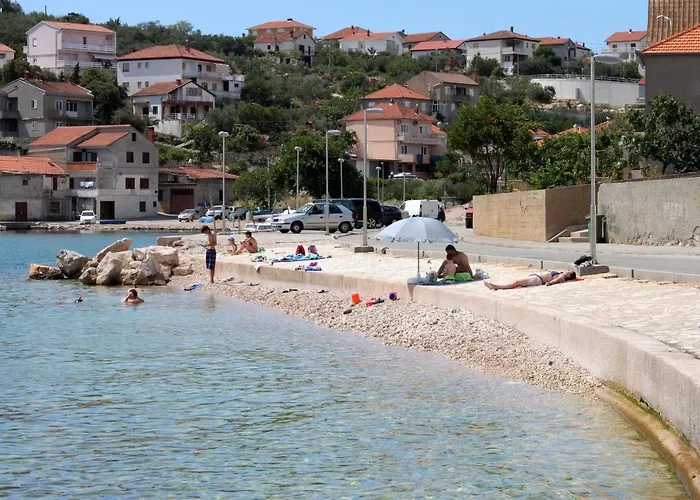 With Parking Space Kali, Ugljan - 11020 아파트 칼리