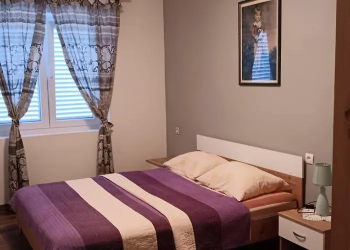 With Parking Space Kali, Ugljan - 11020