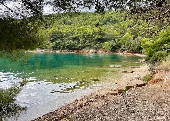 With Parking Space Kali, Ugljan - 11020 *