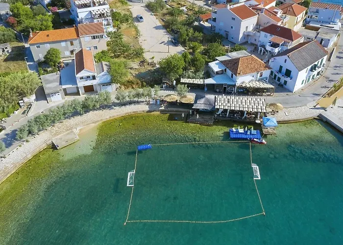 With Parking Space Kali, Ugljan - 11020 * 칼리